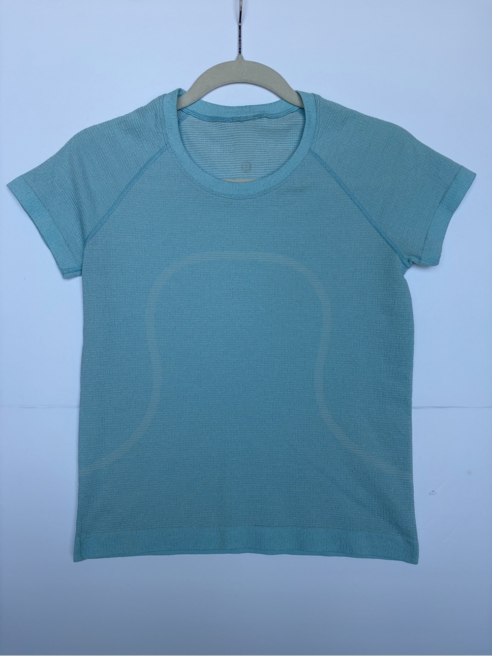 lululemon Swiftly Tech Short Sleeve Shimmer Light Blue Size 6